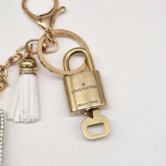 Authentic Louis Vuitton Lock & Key with unbranded Heeled Shoe Bagcharm, Keycharm - Picture 5 of 8